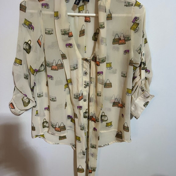 Top Small - Picture 10 of 15